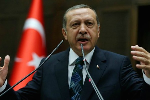 Turkey's Erdogan welcomes President Gul's return to AK Party