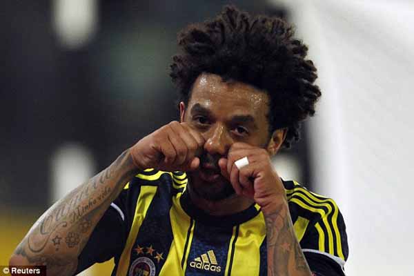 Fenerbahçe pair up Lazio in UEFA quarter finals