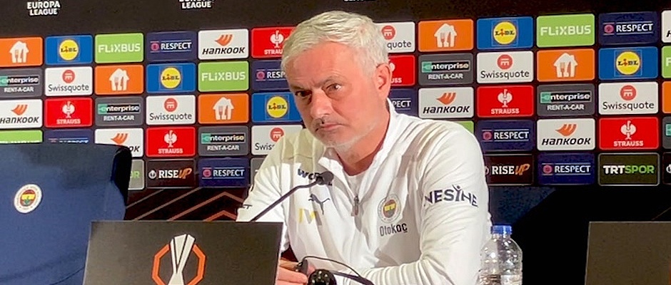 Jose Mourinho's Fenerbahce face Rangers on Thursday