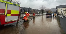 Death toll climbs to 5 as powerful Storm Bert batters Britain